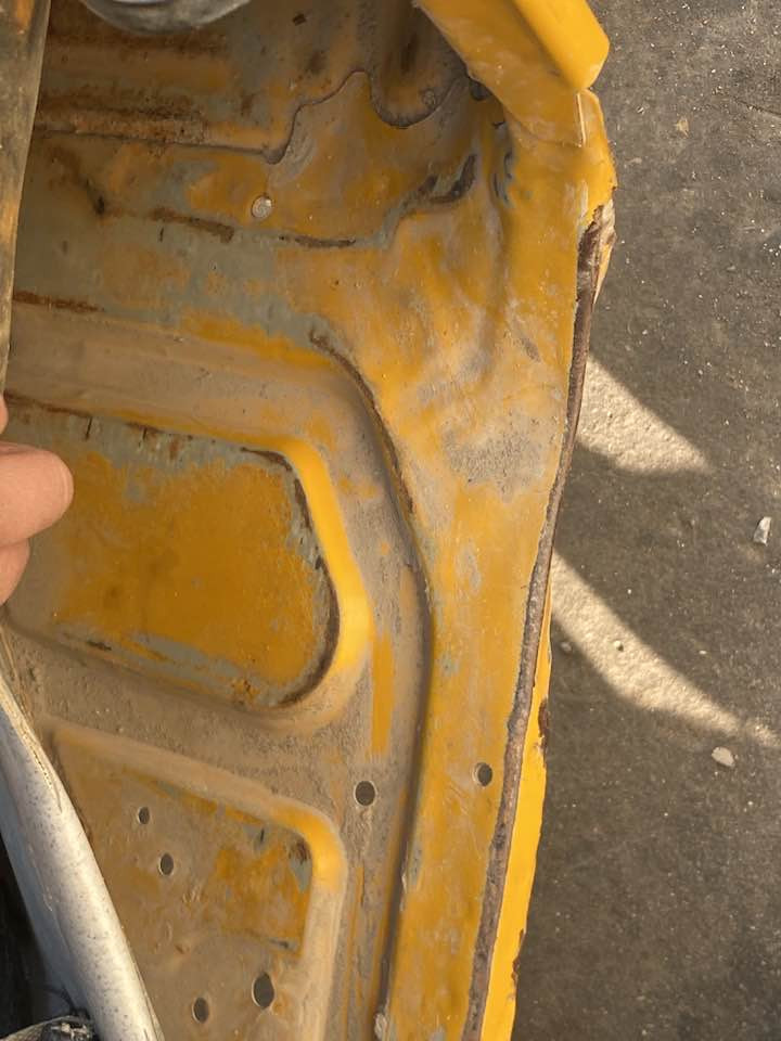 السلام عليكم اخواني تكتك للبيع موديل ٢٠٢٠ 
كفاله عامه من عدة الغد .. مكينه واكسن مكفوله 
السعر بـ٧ مليون  وبيه مجال المكان الحسينيه الراشديه 
الرقم ***********
