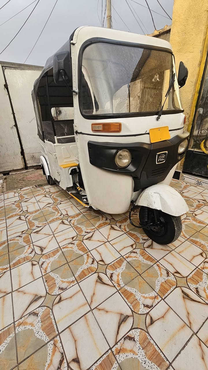 تكتك باجاج موديل 22رقم وسنويه بيها طكه بصيطه بلغد لايمن ولباقي كفاله مكينه مفتوحه ناعمه وحلوه لا تنقص ولا تبخر كهربائيات كلها شغاله تكتك جاهزه مجهزه مال جناي السعر 6800مكاني بلبصره بلحيانيه وهاذ رقمي ***********
