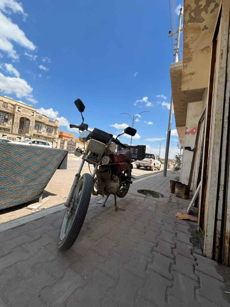 ماطور سيفان 2020 خمسه كير سلف كامل محرك شرط بس باتريه ضعيف سعر 270 وبي مجال ***********

