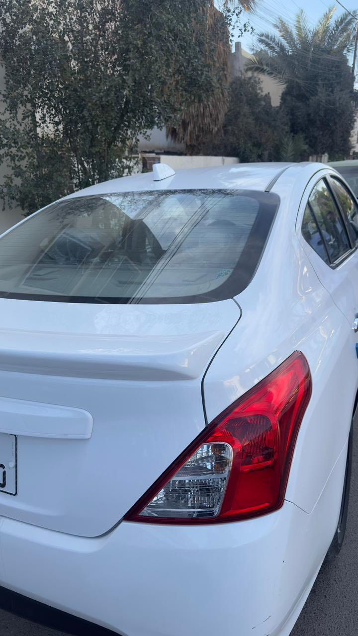 السلام عليكم
نيسان سني هندي موديل ٢٤ اصلي ضمان شركة السور ليبل ازرق ماشية20 الف   على وضع الشركةالسعر 120 وبيها مجال مكاني بغدادالشعب  الاتصال على
الرقم  ***********
