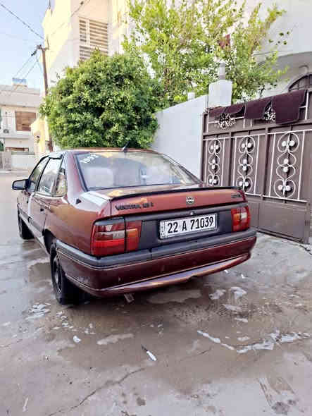 سلام عليكم اوبل للبيع  كير اوتوماتيك  موديل ٩٣  حجم 18 سنويه منتهي  بشرت تحويل و وكالة سيارة كلش نضيف لا صرف  ولا بخار  سعر 51  بيه مجال . ***********
