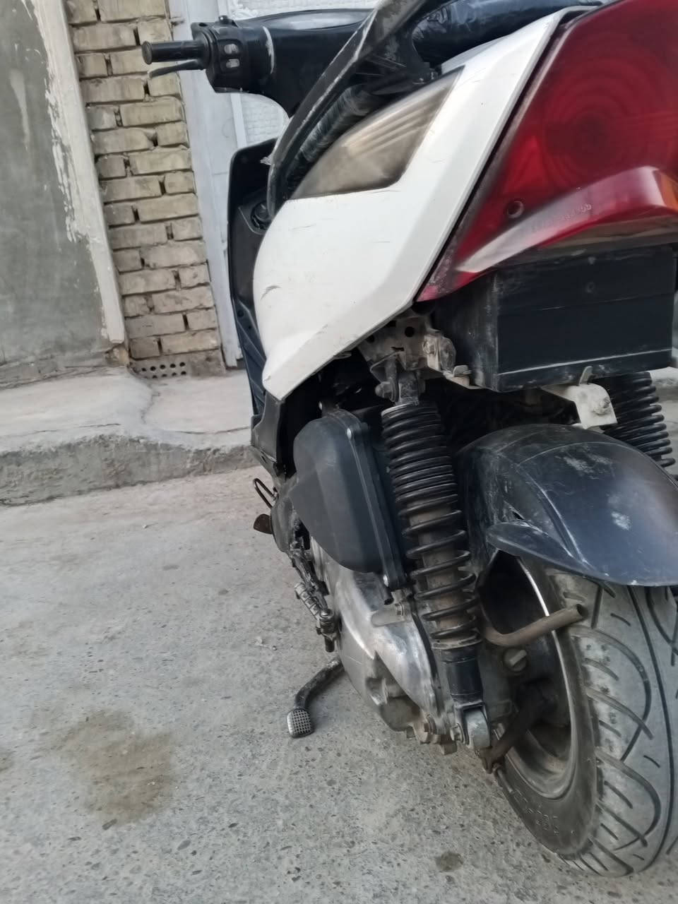 السلام عليكم دراجة ماكس ثعلب 140 السعر 350 وبيها مجال رقمي *********** بي واتساب
