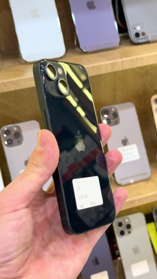 📱 iPhone 13 128GB 🇦🇪 🔋 Battery Health 89% ✨ جهاز نظيف وأداء ممتاز 💾 ذاكرة 128GB 🇦🇪 عربي — جاهز للبيع 🔥 📩 للحجز والاستفسار راسلنا خاص 📍 فرع الربيعي: *********** 📍 فرع المنصور: *********** #iPhone13 #iPhone13_128GB #ايفون13 #ايفون #بغداد 
