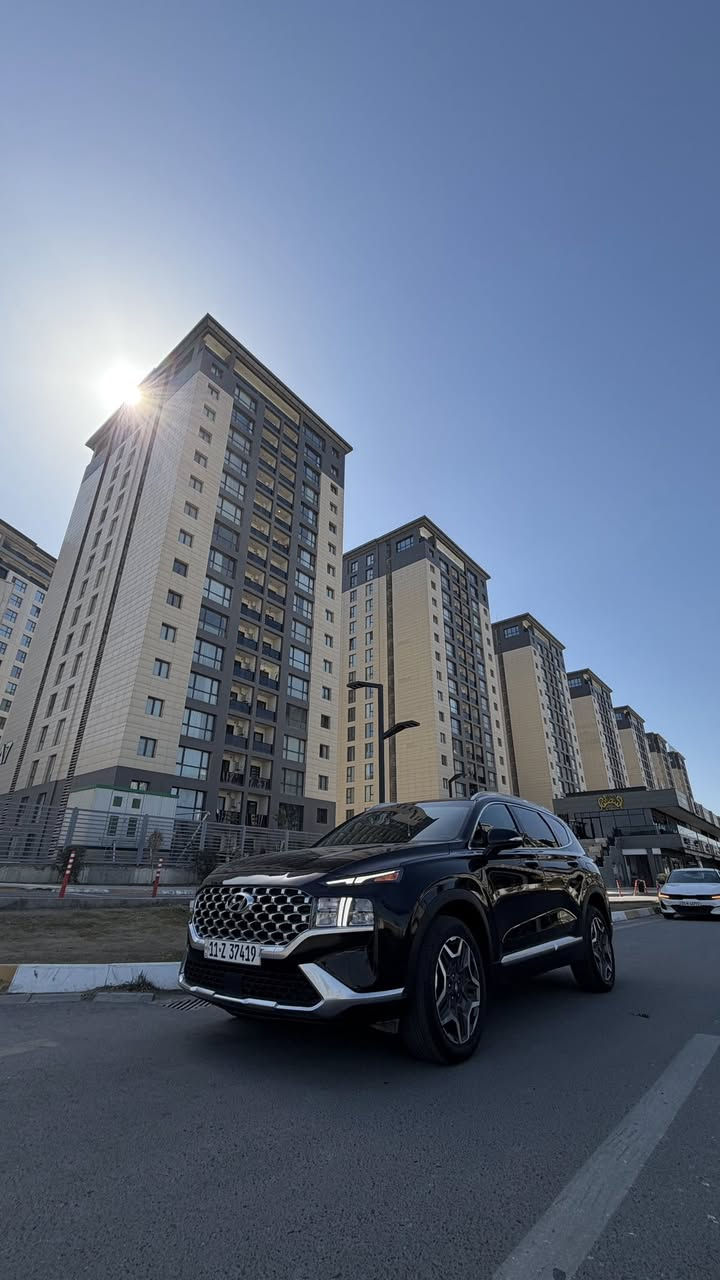 سنتافي لمتد هايبرد اعلى مواصفات2023  للبيع
بدون قطرة صبغ الحادث فقط طخة بالجاملغ الخلفي (بارد ) 
السعر دفترين و500 دولار ماكو هيج سعر 
الاتصال ***********
