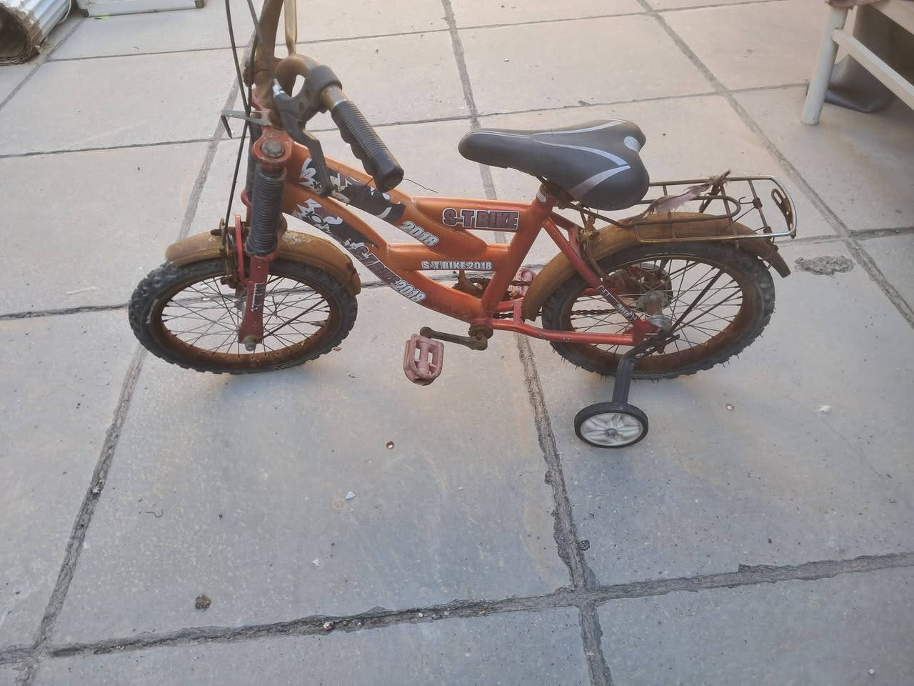 للبيع بغداد مدينة الصدر ***********
