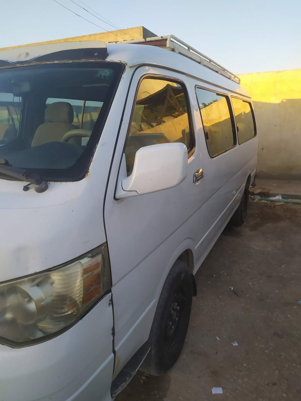 السلام عليكم 
جنبي مديل 14 حره 
السياره كفاله عامه 
مداور ثانيوم 
كير مكينه حداديه جدد 
السعر 88 وبيه مجال 
مكاني نجف/ كوفه 
***********
