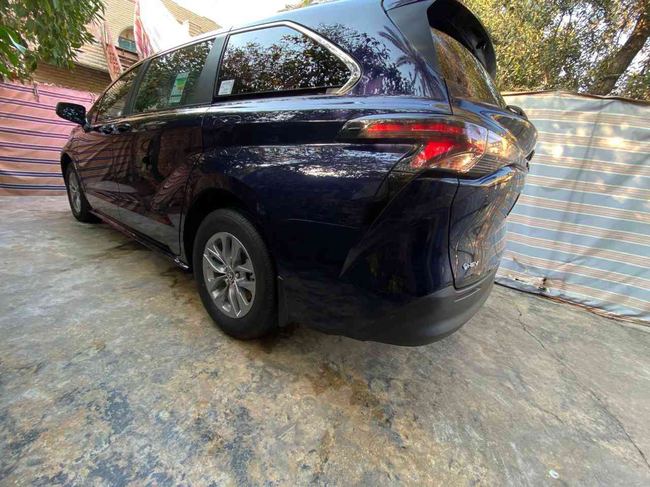 السلام عليكم
تويوتا سينا 2025 هايبرد
رقم بغداد مثبت لوحات باسمي
Le
 هجين Hev
مكينة 2500 
ماشية 3000ميل
كشن سايق كهرباء
بيبان خلفية كهرباء وبصمة
السيارة شاشه كاميرا رادار 
حادث فقط بنيد 
صور الحادث مرفقة بالمنشور
البنيد مبدل اصلي
السيارة جديدة
 السعر 295مجال بسيط

مكان السيارة بغداد الدورة جمعية خير الله
للاستفسار
***********
متوفر واتساب
تحياتي
