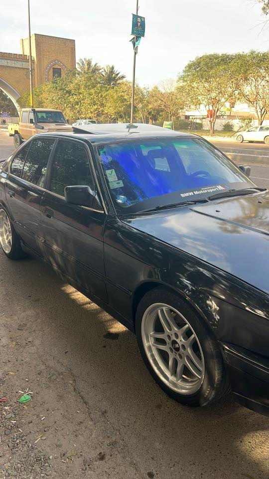 سلام عليكم بي أم 25 مرواس حسب القناعه شعندك نزل مكان بغداد الدوره اي ستفسار راسلني رقم***********
