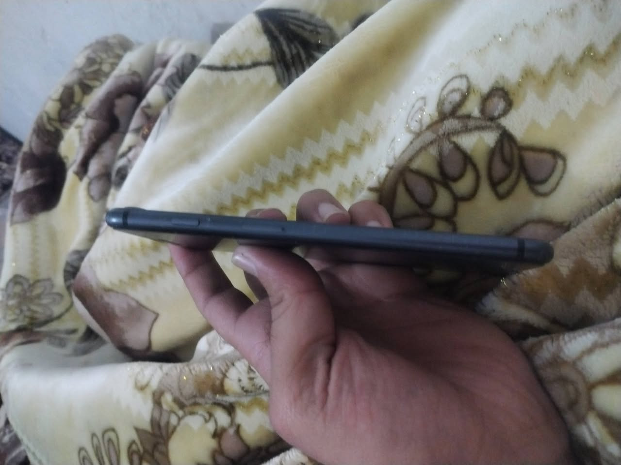 ايفون 8بلاس
ذاكره64
 الجهاز بلادي ما مبدل شيء
المكان تكريت 
السعر خاص ***********
