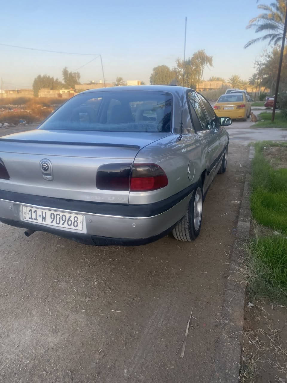 سلام عليكم اوبل بزون موديل 94 مكينه كير بطه 2500 جديد تبريد صدر امامي خلفي سياره مصبوغه عام بدون ضربه السعر 50بيها مجال قليل غير متواجد ع الفيس ***********
