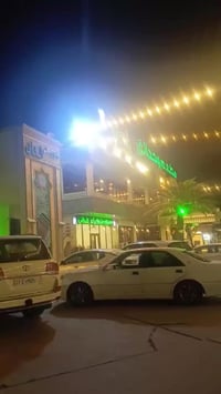 سايبه موديل 2015سياره مكفوله كفاله من التبديل وضربه وصبغ مكفوله بس بار...