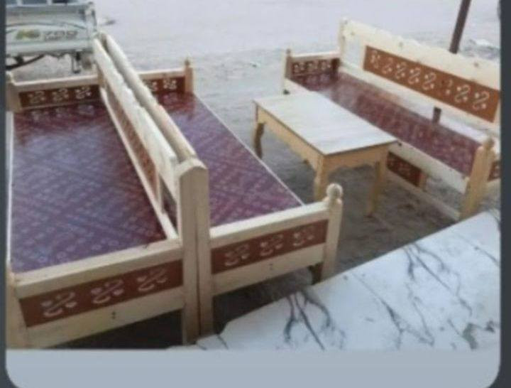 كرويتات خشب عراقي قياس مترين شقل قوي سعر 55 الف الوحدا لحجز رقم واتساب 📞 ***********
