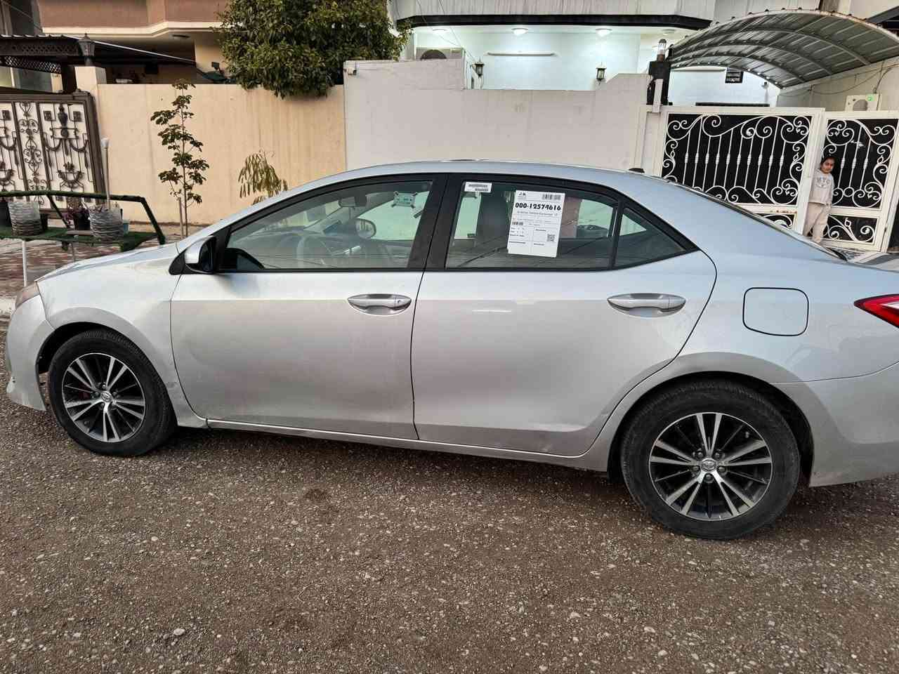 سلام عليكم كورلا موديل 2017 رقم سليمانيه بطاقه بانزين ضرر 6 قطع لون سلفر سعر 117 بي مجال مكان كركوك بيع فقط *********** كركوك, العراق
