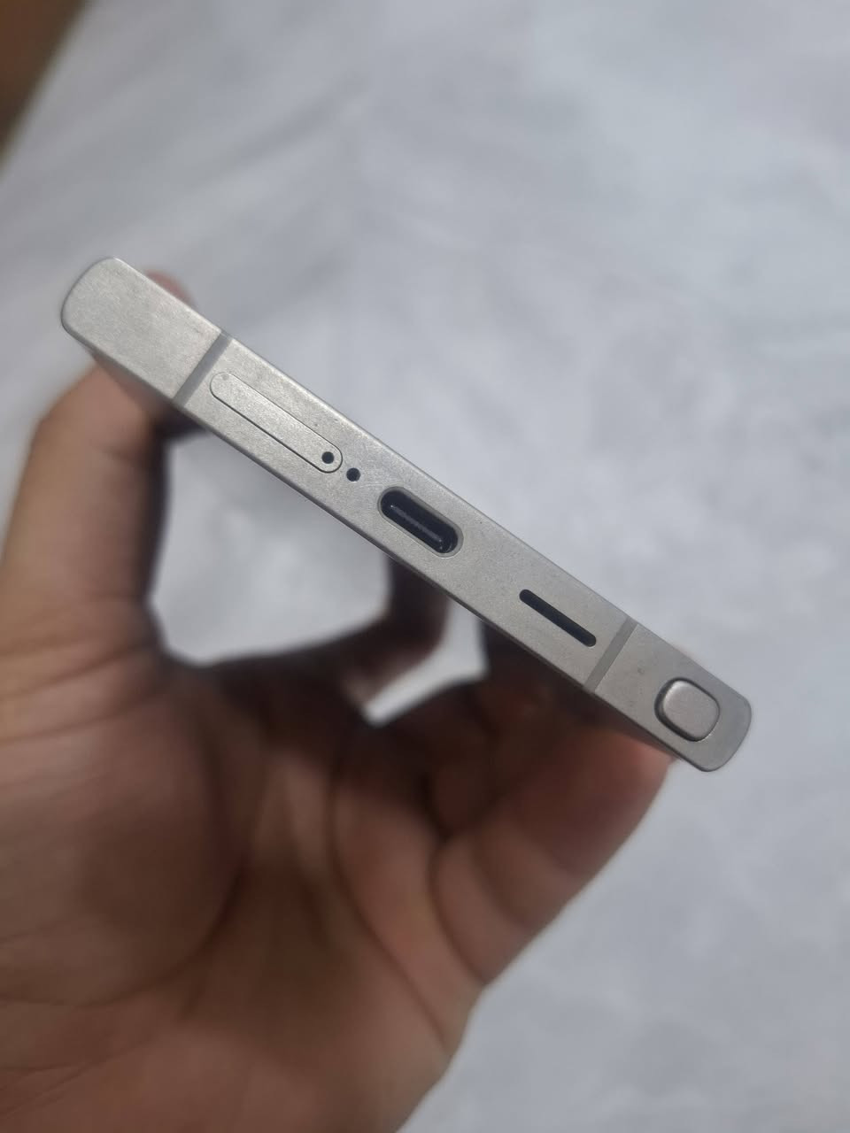 لبيع جهازه 24 لترع جهازه لا مفتوح ولا مصلح بي شي جهازه نضيف يخبل كامرات نتصال بي بس هاضه طبع لبضهر لا مثر ولا مفتوح ومثل ماوضحت بل فديو فه جهازه حلوو ذكرته 1 تيرابايت رام 12 شرق اوسط بدون غراض سعره مليون 125 الف وبي مجال مكاني شعب ***********
