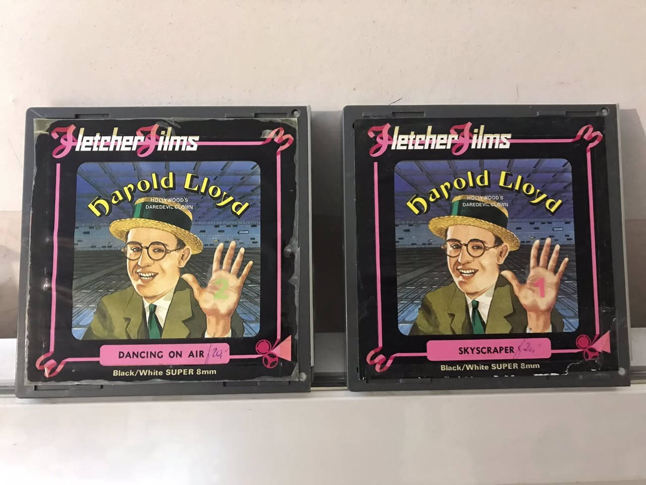 للبيع:
فلم سينمائي سوبر٨ ملم كوميدي  
بكرتين ٢٠٠ قدم ناطق أسود وابيض 
بداية ونهاية 
السعر. (٦٥) ألف 
يوجد توصيل الى كافة المحافظات


**إذا كنت صاحب هذا الإعلان وتريد حذفه لأي سبب، رجاءا أرسل رسالة إلى الدعم الفني**