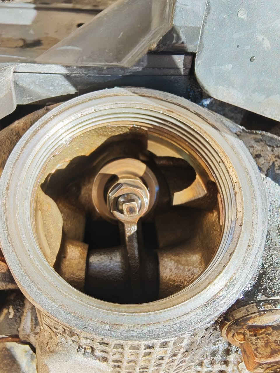 مكينه فراشه ما مفتوحه  أبيع طافي ماعرف شبيها مابيها كامله هيه وتفرعاتها استفسار خاص هذا رقمي ***********
