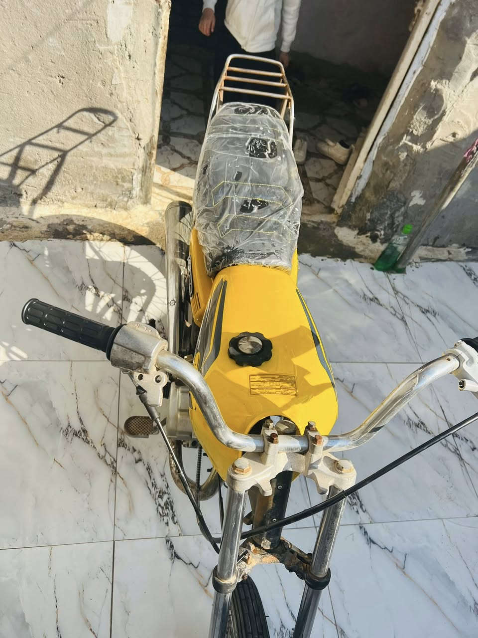 سلام عليكم ‏دراجة للبيع نظيفة السعر 300 مكان بصره 5ميل *********** ￼
