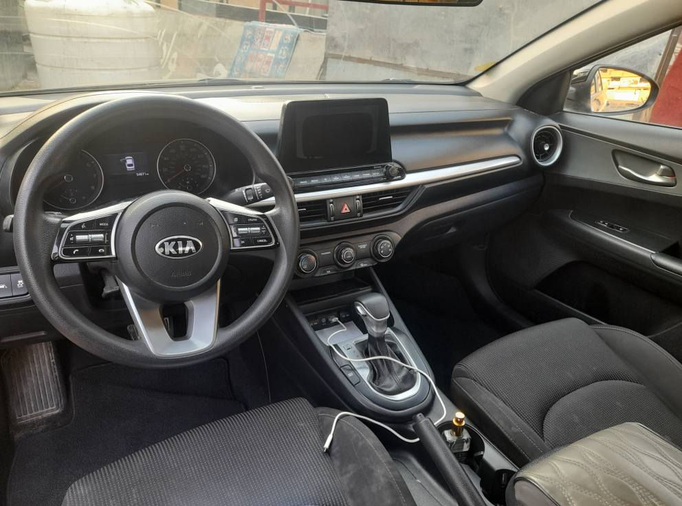 فورتي موديل 21.  الحادث كما موضح بل صورة بل اضافة اكو شخوط بل سيارة وموجودة بل صور انتهاء السنوية بعد 3 سنوات السيارة حرة ومكاني البصرة الجمعيات السعر 148 رقم الهاتف *********** البصرة, العراق
