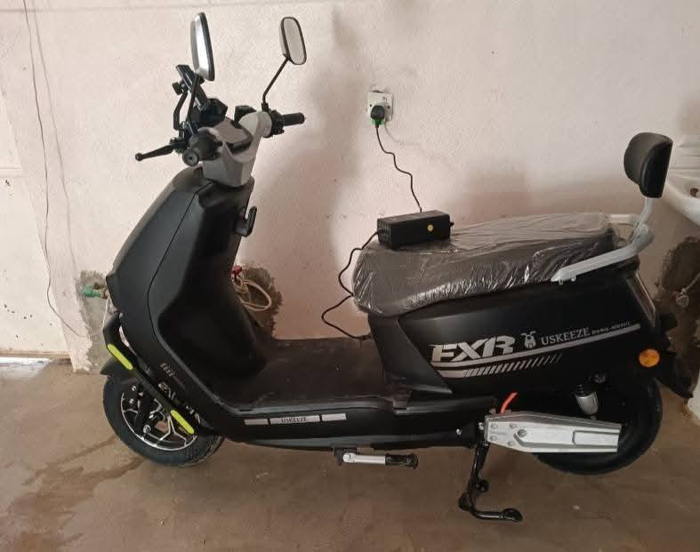 دراجه شحنFXRFXRأوسكييزي
استخدام شهر  
مواصفاتها. 
نظام سويجين و تشغيل عن بعد و كرت
اربع نمر + نظام بكR
 مثبت سرعة🚀
بريكات امامي دسك خلفي دسك
بر
ملف 3000 
يكات دسكات
لايت زينون عالي ناصي+نشرات امامي خلفي
نشرات شغاله
اشاير شغاله
بيها جوزه
 صندوك 
 قفل ستيرن 
 شاحنة الأصلية موجودة
ا


**إذا كنت صاحب هذا الإعلان وتريد حذفه لأي سبب، رجاءا أرسل رسالة إلى الدعم الفني**