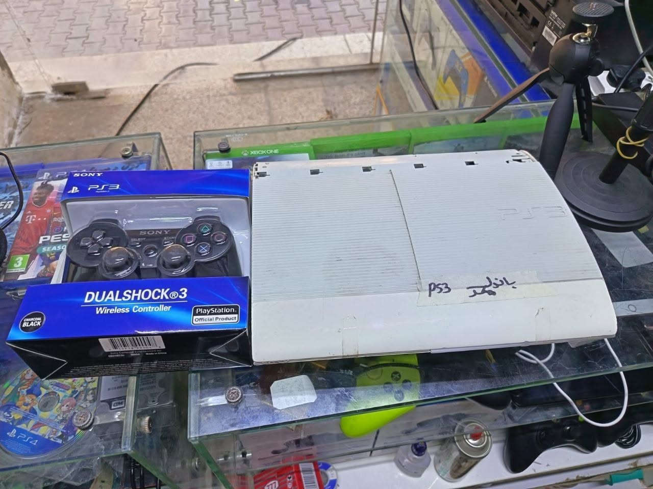 بلي 3 سوبر سلم 
محمل بي العاب كامل ملحقات مع يده وكيبلاته 
سعره 120 الف وبي مجال
متوفر توصيل لجميع المحافظات 
مفتوح تنظيف بي ضمان من اي خلل او مشكله
للحجز والاستفسار *********** متوفر واتساب

