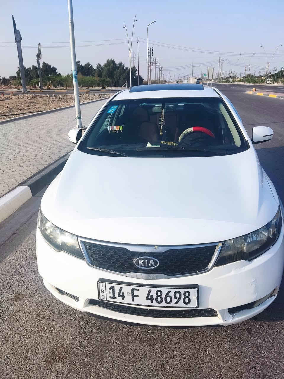سلام عليكم كيا سيراتو موديل 2011 وارد خليجي سيارة كل معلومات البدي مرفقة بالسونار سيار فول تحكم نمر بالستيرن .گير 6نمر اوتو وعادي  محرك دووش سيارة بسمي .وشرط ماتذب علية ربع كامله مكمله رقم دولي بصرة  رقمي *********** السعر 98
