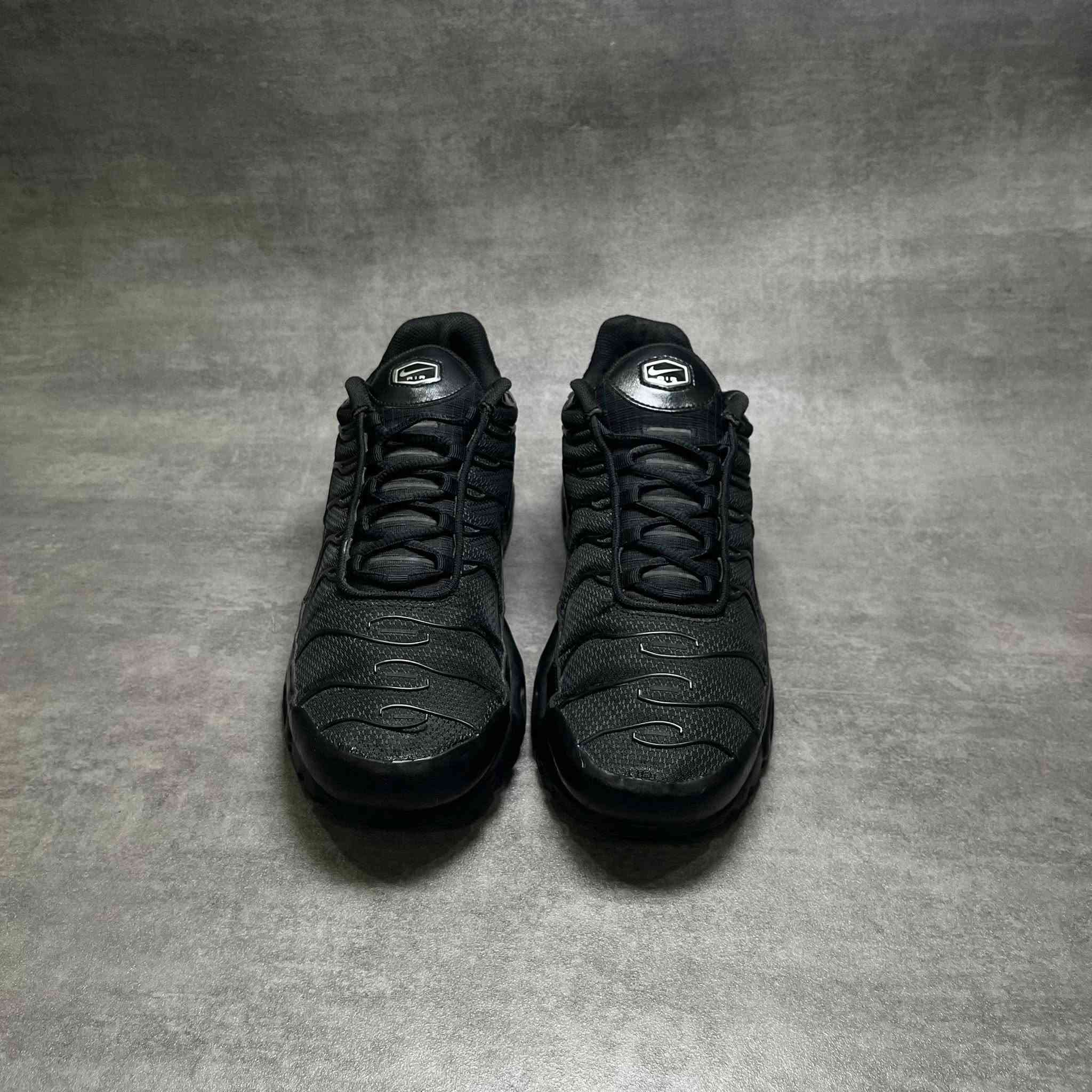 Nike air max
اصلي نظافة ممتازة قياس 45 

السعر 25 الف 

متوفر توصيل 🚚


**إذا كنت صاحب هذا الإعلان وتريد حذفه لأي سبب، رجاءا أرسل رسالة إلى الدعم الفني**