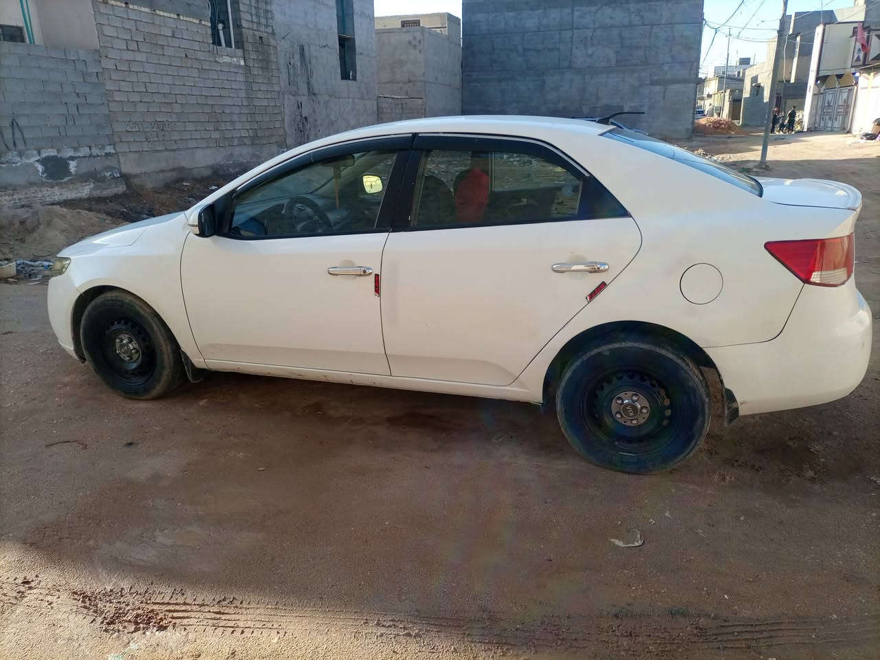 كيه سيرتو مديل 11 خليجي مكينه الف 600 سياره كربلاء سعر 85 وهاذه سونارهه للستفسار عل رقم ***********
