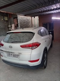 توسان للبيع موديل ٢٠١٨ بسمي مكاني بغداد ابو غريب سعر ١٦٨   ٠٧٥٠٩٢٠٩٨٩٥...