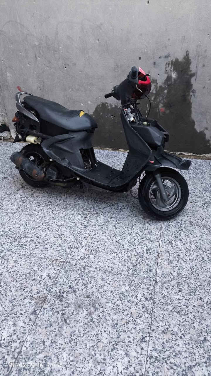 السلام عليكم فراشه للبيع نضيفه محرك نضيف ***********
