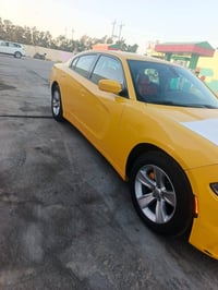 جارجر • موديل ٢٠١٨ • لون ليموني