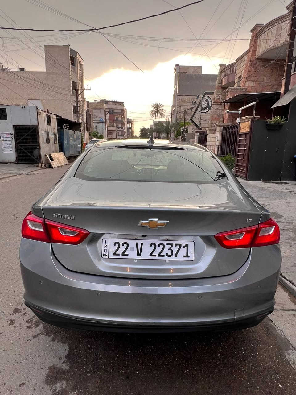 سلام عليكم ماليبو 2024 LT كامله بدون نقص دخول حديد بسمي رقم وسنويه جديد فول السياره عدا الفتحه شاشه كامره تحكمات فول بصمه تشغيل وابواب تبريد بيانو قطعتين هيتر كشنات كشن كهرباء لد امامي بيه قطعتين صبغ بدون دواخل صور الحادث ورقم الشاصي موجود بالمنشور السعر 130$ وبيه مجال بسيط مكان السياره المنصور 
***********
