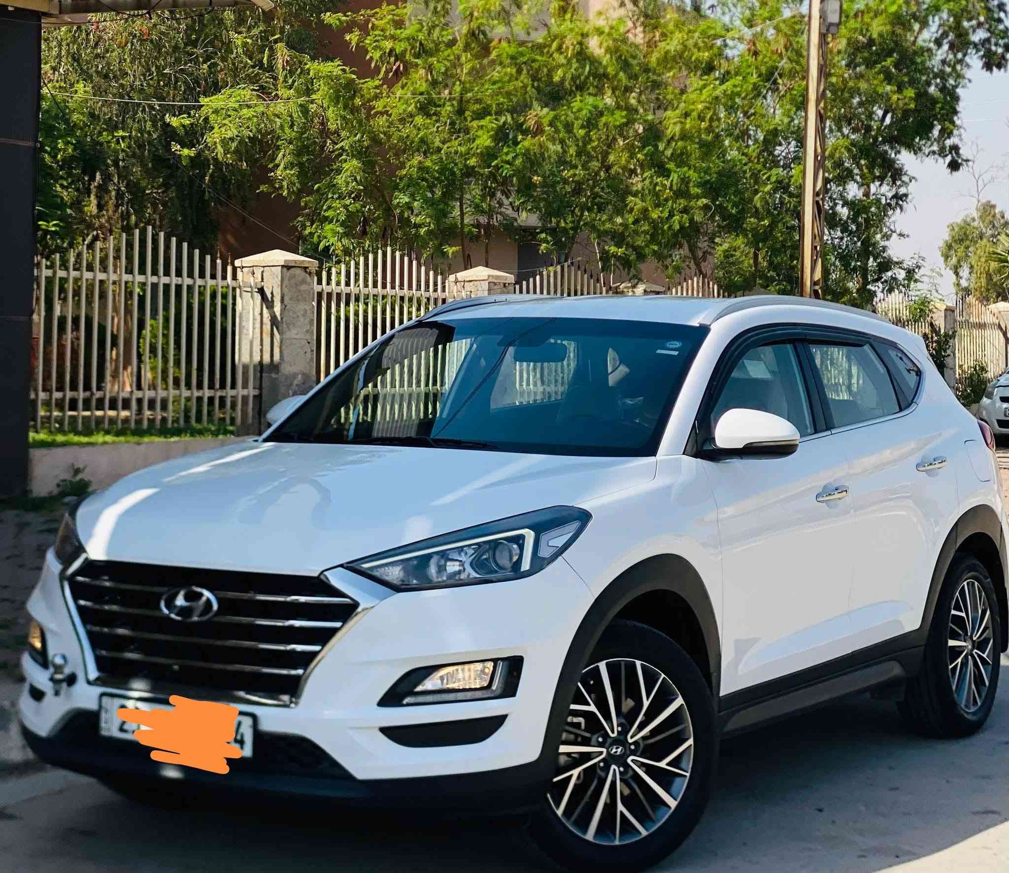 توكسان كوري كلصاد
موديل 2019فول فول عده فتحه ماشي ٦٠ الف  رقم اربيل سنويه حد ٢٠٢٩ بسمي كفاله من صبغ َتبديل وبارد حته دعميه بدون صبغ مكاني كركوك سعر 213 وبي مجال ***********
