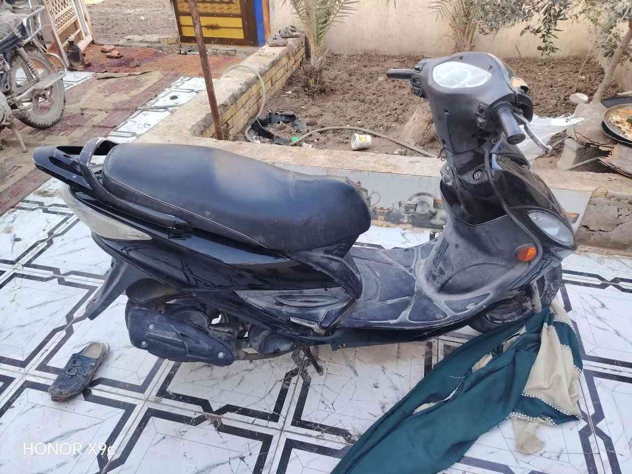 السلام عليكم جي 4 للبيع مكان ناصريه مركز ***********
