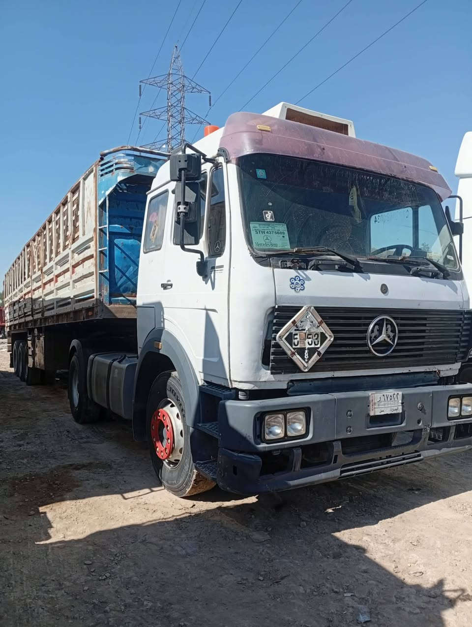 السلام عليكم سياره للبيع موديل 88 راس وعربانه تريد بس الراس هم واحد ***********
