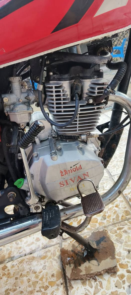 سلام عليكم دراجه موديل ١٩دراجه نضيفه بمعنى لكلمه دراجه بيه مكينه خير من الله سعر خاص هاذا رقمي  رجا لمو شراي لا يتصل  ***********/***********مكاني ديالى تقاطع لقدس بل حديد
