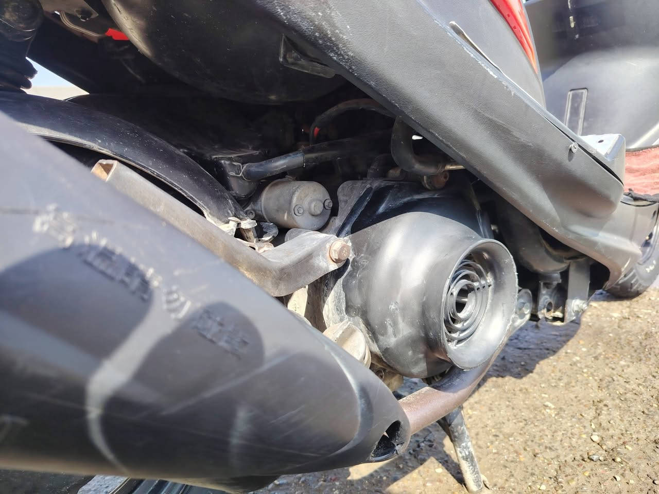 سلام عليكم دراجه ماكس البيع مكرك مامفتوح لسرعه120 رقم التليفون ***********
