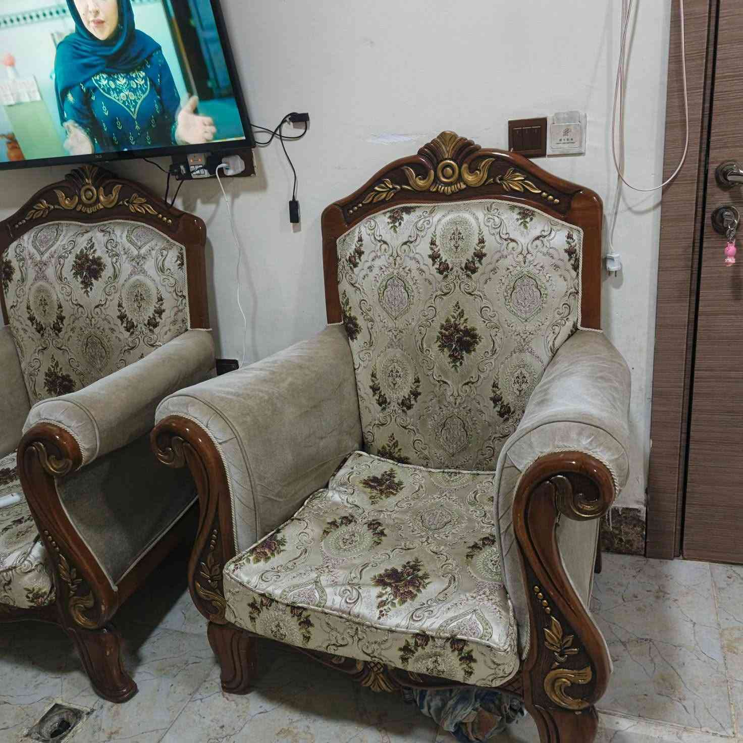 السلام عليكم نص تخم للبيع سعر 70 وبمجال بسيط ***********
