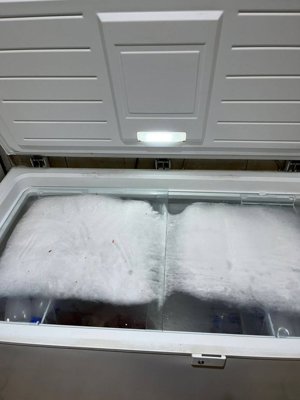 مجمدة حجم كبير للبيع جديدة مشتغله  ٧ أشهر فقط...بسعر [ ٢٠٠ ألف ]العرض ١٢٥ والارتفاع ٨٠ ...العنوان بغداد الحرية منطقة السلام قرب جامع الزهراء  للتواصل على الصفحة


**إذا كنت صاحب هذا الإعلان وتريد حذفه لأي سبب، رجاءا أرسل رسالة إلى الدعم الفني**