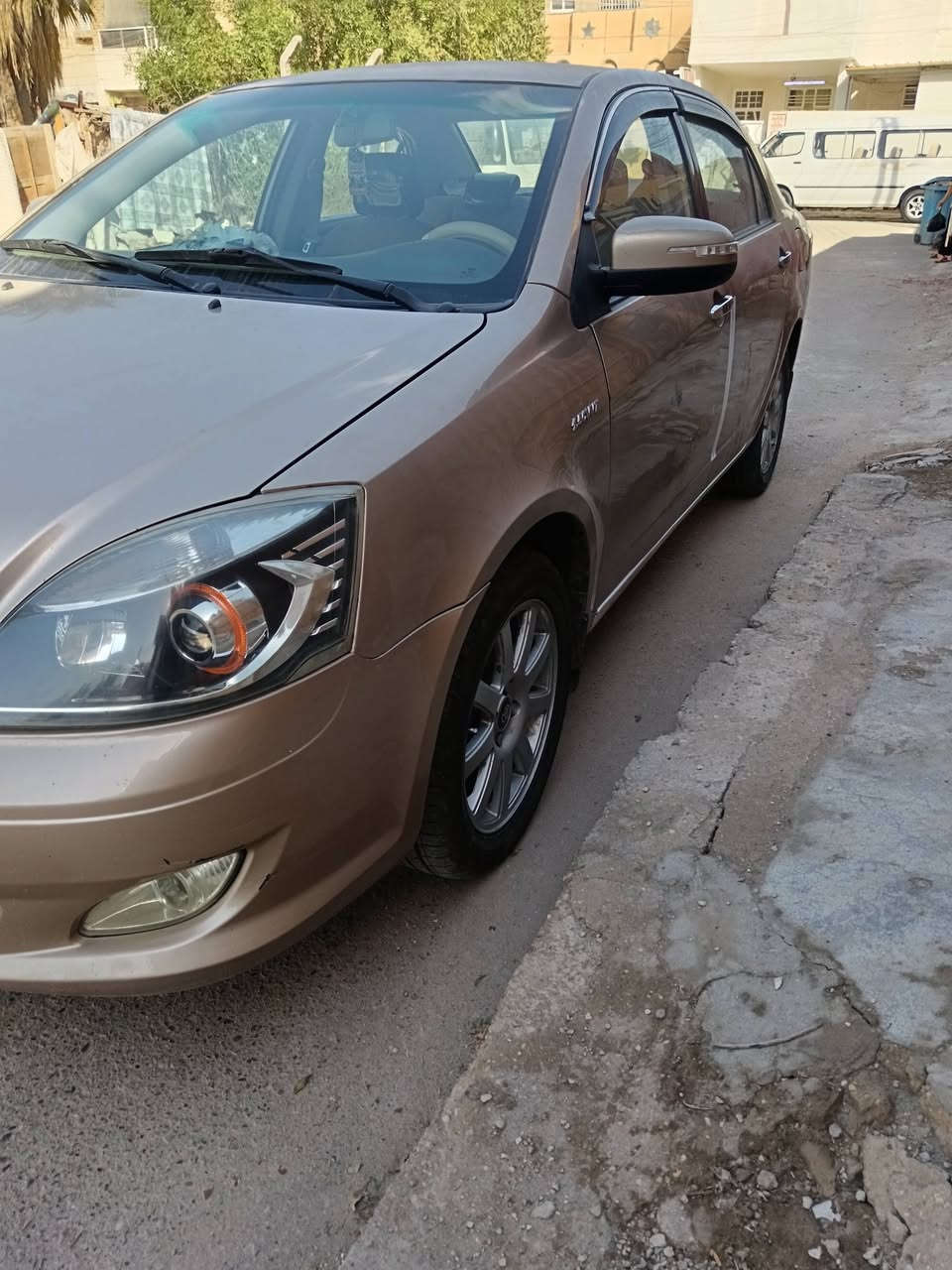 سيارة جيلي 2013 جاهزه من كلشي محرك vv. T كهربائيات دوشمه ويل كب تبريد جام كهربائي سياره نضيفه مال بيت لسياره مصبوغه احزام للجماليه سنويه لل٢٨ مكان لسايره بغداد الحسينيه مال راشديه لسعر 55 وبيها مجال حك جيه بغداد, العراق


**إذا كنت صاحب هذا الإعلان وتريد حذفه لأي سبب، رجاءا أرسل رسالة إلى الدعم الفني**