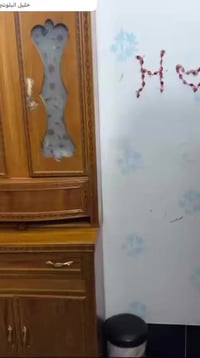 غرفة نوم • شبه جديدة • ١١ قطعة