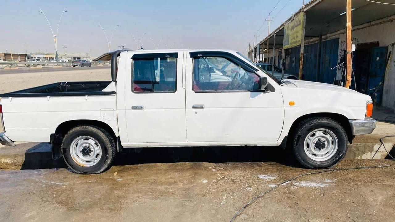 نيسان 1989 معمرة جديدة رقمها بصرة  محرك البلاد 2400 كابريته
سعرها 43 ورقة 

 عنوانها البصرة الزبير 

***********
