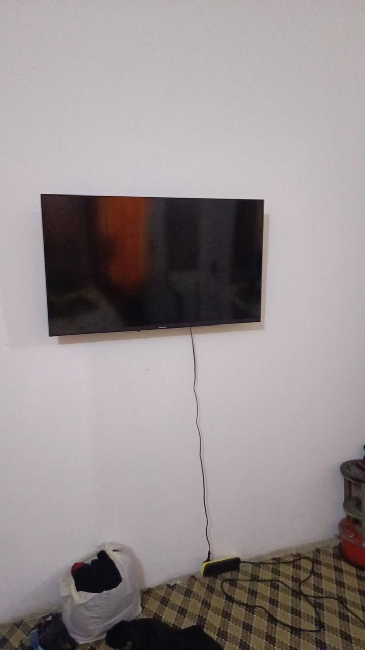 شاشه حجم43 
 جديده انترنت +يوتيوب وهواي برامج بيها شاشه جديده لوك شرط تفحص وشغلها لك بلبيت تشوفها وتقتنع سعره خاص مكاني بغداد الشعب راسلني خاص وتدلال


**إذا كنت صاحب هذا الإعلان وتريد حذفه لأي سبب، رجاءا أرسل رسالة إلى الدعم الفني**