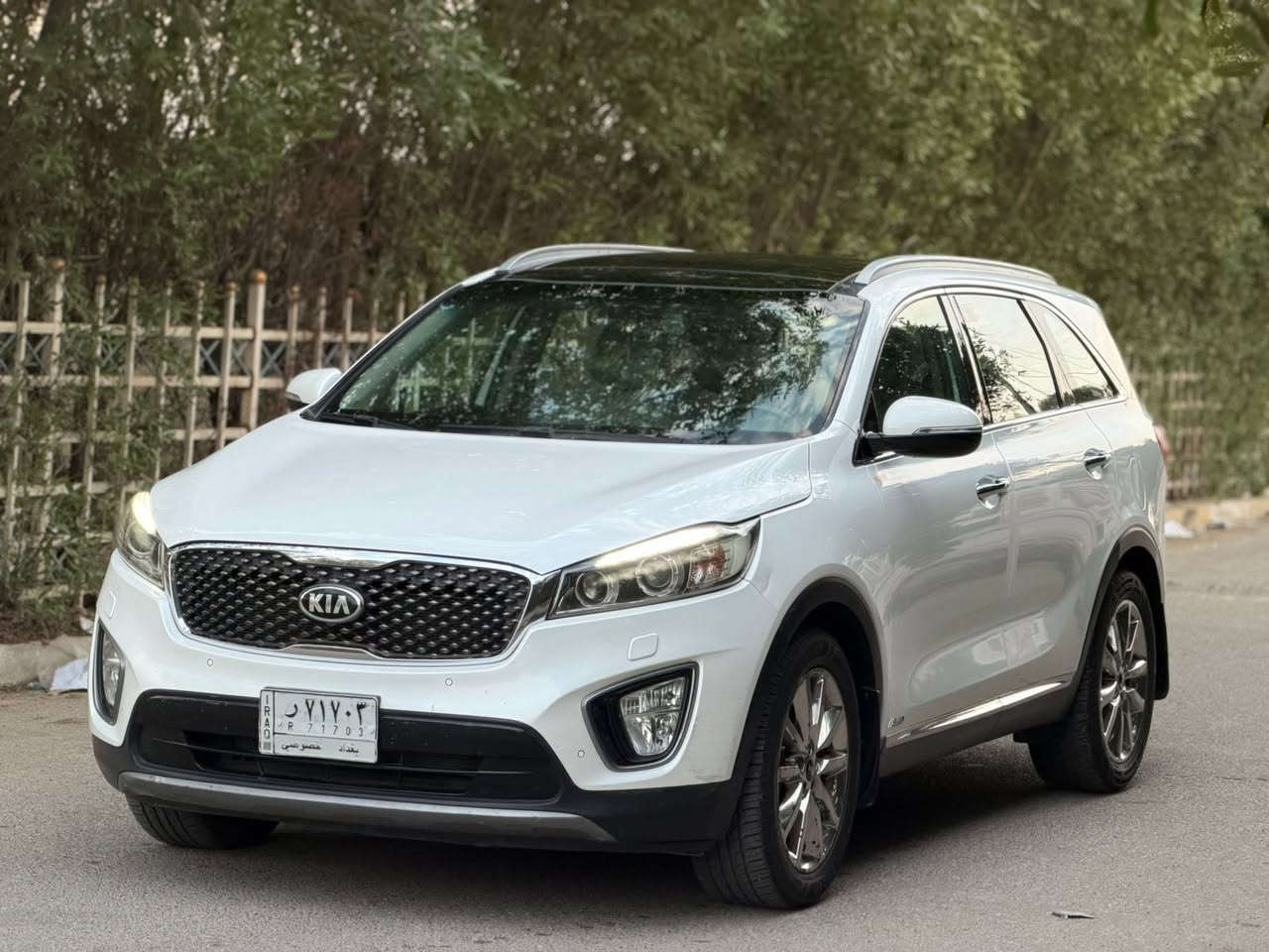 للبيع سورنتو 2015 خليجي نوع   AWD
السعر    198.      ومجاله كلش بسيط اتصال 
  مكان. بغداد.   رقم.    ***********
فول سيارة. الخير. واحد 1️⃣. واحد 
محرك ٦ سلندر ٧ راكب  كير محرك مكفول
بصمه ابو آب صندوق كشنات. جلد  ماشية 118
السياره مكفوله من الصبغ والتبديل ول حادث
بنرامة كشنات. حار بارد. مرايات شفط ويل كروم
حساس خلفي امامي مرايات شفط شاير مري 
لد مامي خلفي بردات ابواب شاشا كأمر دوارة
تحكم ربع جهات  فوريل. مانع نزلاغ رادار جانبي 
يدات نيكل   زراك. لايت. علامة دوسة ضوية
