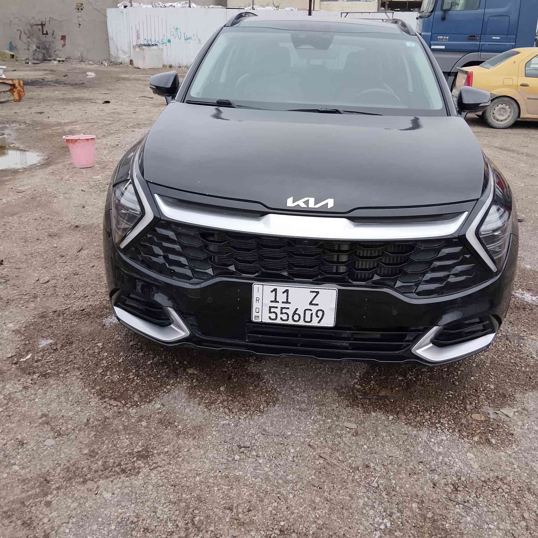 سلام عليكم للبيع كيا سبورتج موديل 2023 وارد امريكي هايبرد فول مواصفات فتحه بنرامه خزن ميموري شاشة كبيره 5كمرت محيطه للستفسار *********** السعر 175بيها مجال
