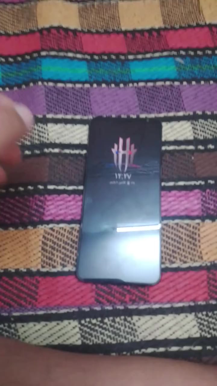 ريد ماجيك 6 للبيع نسيت اكول بالفيديو الجهاز بي شفتات مال ببجي منه وبي السعر 150 وبي مجال مكاني بغداد العبيدي رقم اتصل ***********
