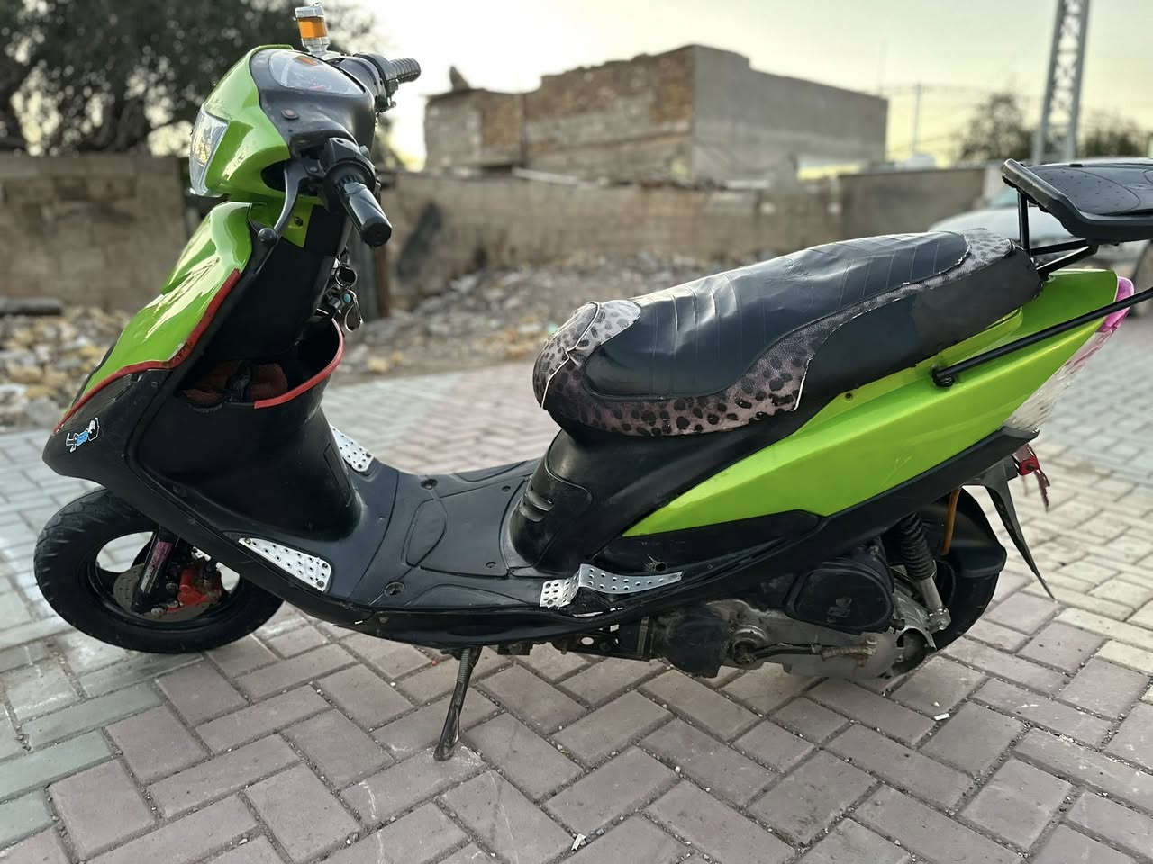 سلام عليكم
للبيع 

ماكس عدله ٢٠٠٥ مكينه ٥٥ مزوده نگره سلف بكل وقت لا تنقيص ولا تبخير سلف رياضي ٥٥ سوادات ختم واحد كلج امامي خلفي جديد سلف جديد شلعه ومعدل شرط الدراجه عليهه ادامه نضافه الصور تحجي 
السعر. ٤٢٥ وبيهه مجال اتصل ودلل 
***********
