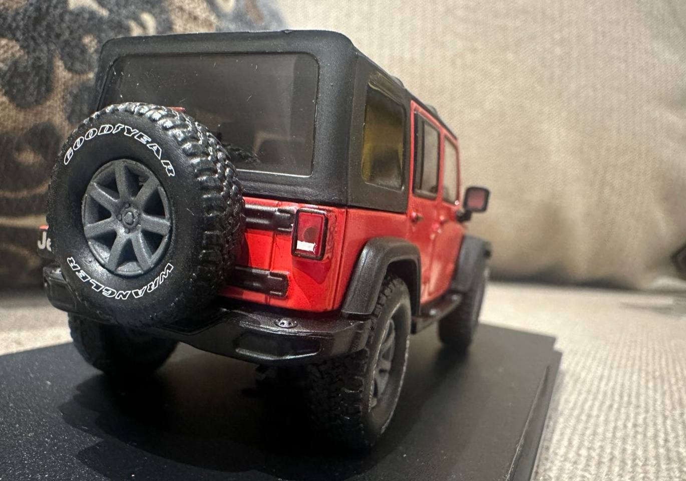Jeep wrangler unlimited robicon recon 2017 🔴
Greenlight 1/43 
سقف قابل للازاله


**إذا كنت صاحب هذا الإعلان وتريد حذفه لأي سبب، رجاءا أرسل رسالة إلى الدعم الفني**
