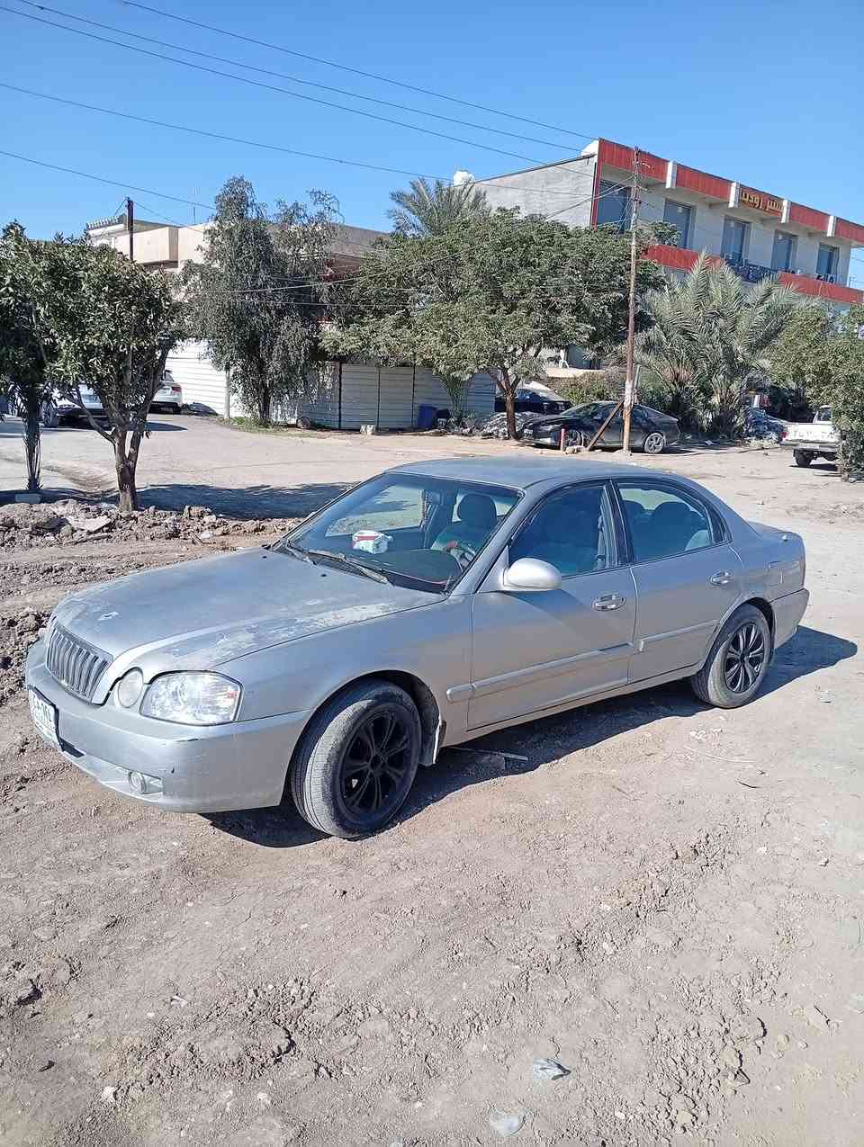 مطلوب مراوس عندي عندي وابتيما 2006 اريد اروس دوج كرافان 2006 او ٢٠٠٧ طوية 3 قطع تبريد كون نظيفة رقم الموبايل *********** موجود بابل او بغداد
