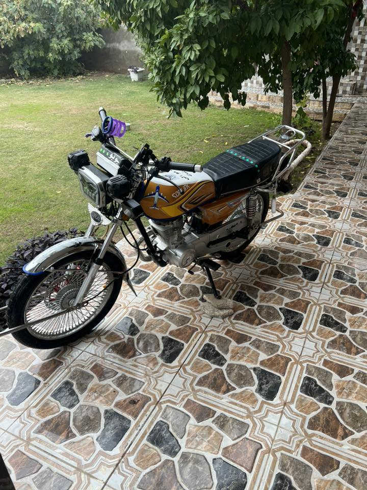 تايكر ٥ كير موديل ٢٤ شكل ال ٢٥ نا زلة ب نهايت ال ٢٤ مستعجل على بيعتها محتاج فلوس سعرها ب ٦٠٠ 🔐 الدراجة نضيفة كلش فقط شوية كلجاتهة تعبانة الدراجة كلشي بيهة كفالة وما متعوبة تجي تفحص ما عجبج امشي وخليها كلشي بيها شغال مكانهة ديالى الخالص (***********) واتساب او اتصال
