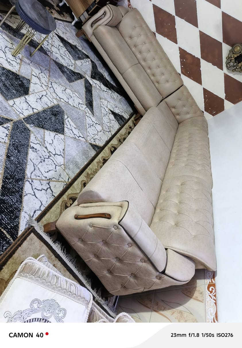 السلام عليكم تخم تركي عشر مقاعد رصاصي جديد غير مستخدم ب850 والبيجي ديوان 9مقاعد بعده جديد وطبلات جديد ب125شراي يتصل بغداد معامل ***********
